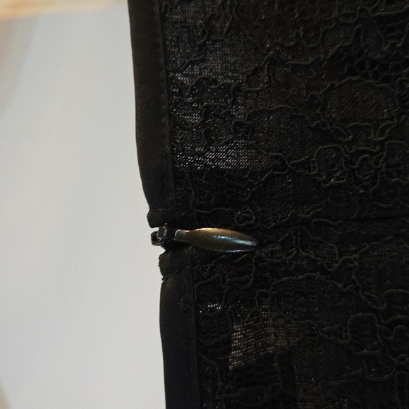 Ann Taylor Elegant Black Lace Top With Bow On Front 6 - Picture 10 of 10